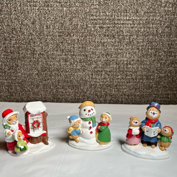 Avon Forest Friends Christmas Village Mice Set of 3‎ Carolers Resin - Picture 1 of 7